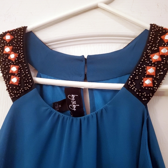 By By M Sleeveless Embellished Top Aqua NWOT - Picture 4 of 5